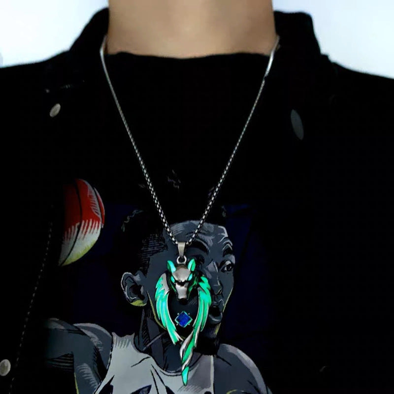 Street domineering wolf king luminous necklace