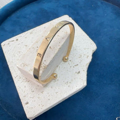 C-Type Minimalist Open Love Bracelet