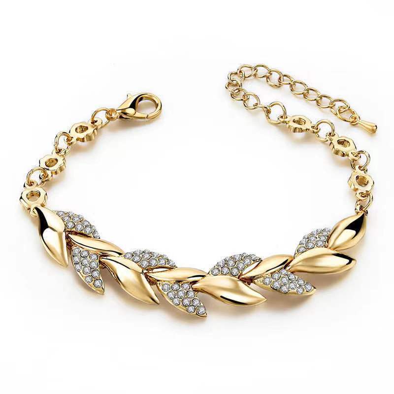 Golden Leaf Adjustable Bracelet