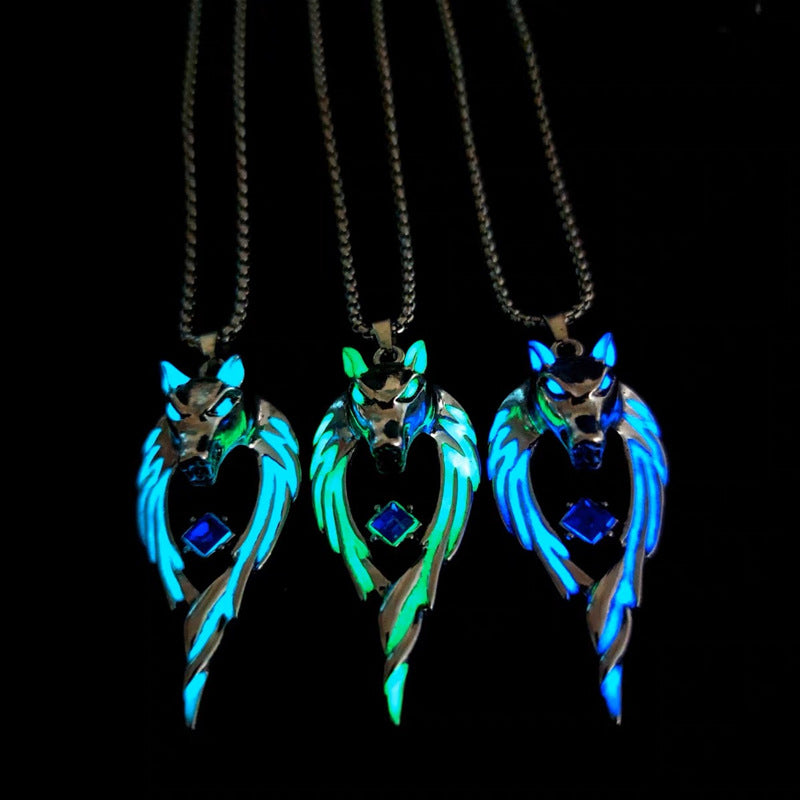 Street domineering wolf king luminous necklace