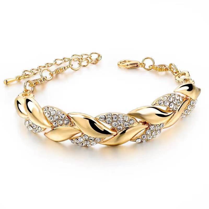 Golden Leaf Adjustable Bracelet