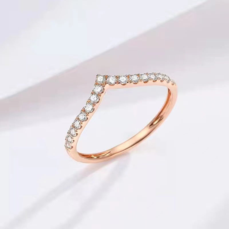 V-shaped small broken diamond women's ring