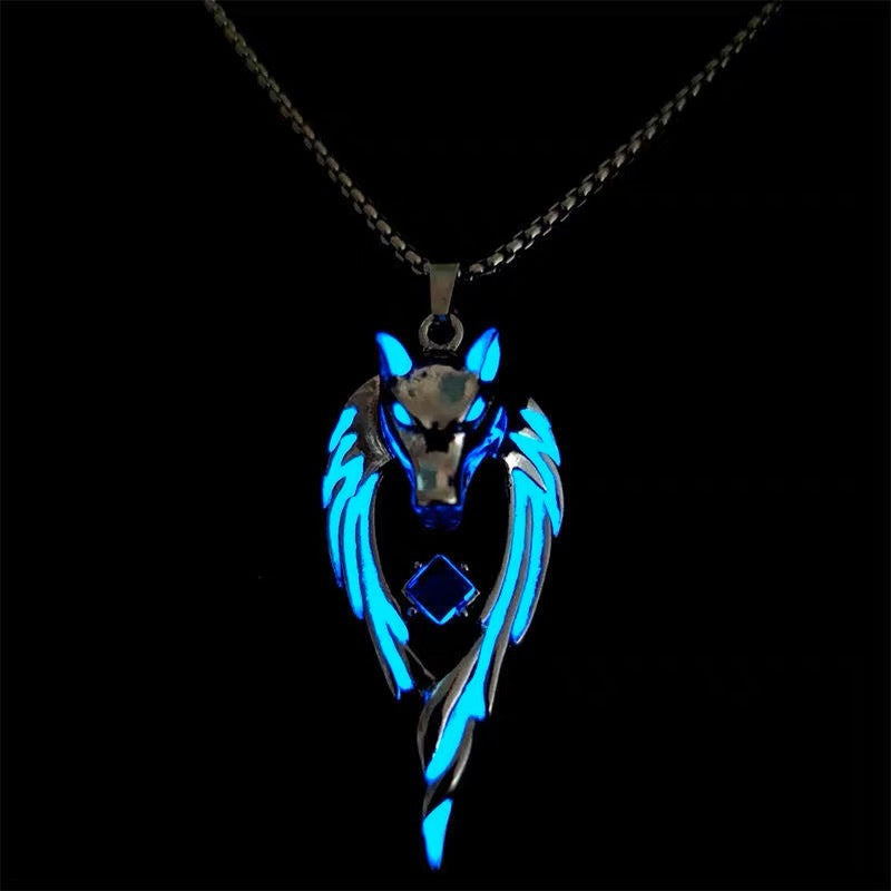 Street domineering wolf king luminous necklace