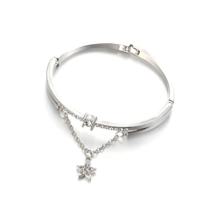 Pentagram diamond bracelet