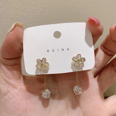 Simple Versatile Flower Stud Earrings