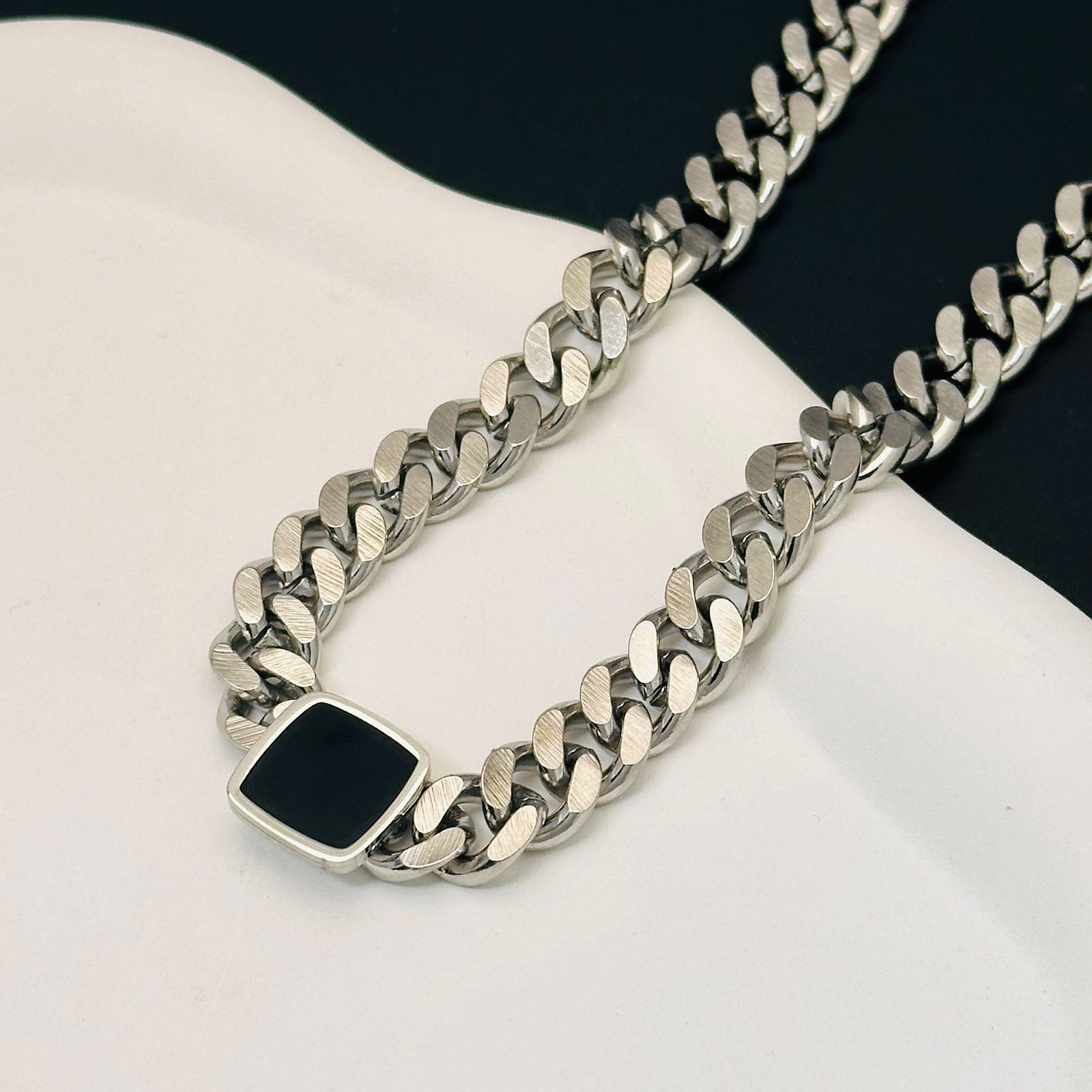 Personalized exaggerated titanium steel necklace