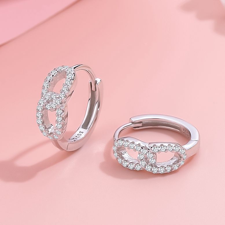 8-Shaped Simple Versatile Earrings